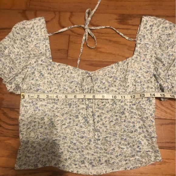 American Eagle floral blue blouse Size Medium coquette brandy melville inspired - Picture 4 of 7